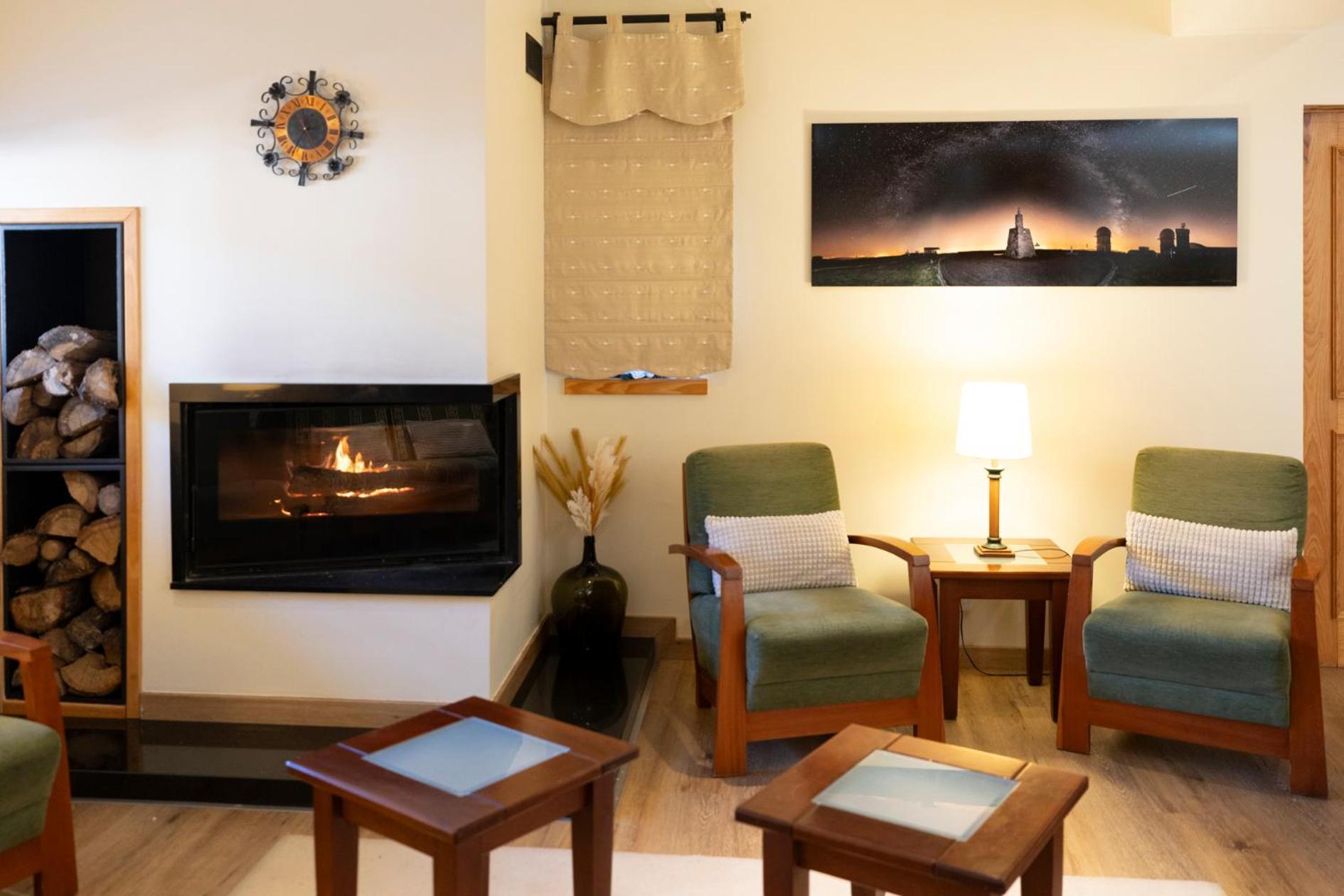Hotel Berne Manteigas Zewnętrze zdjęcie