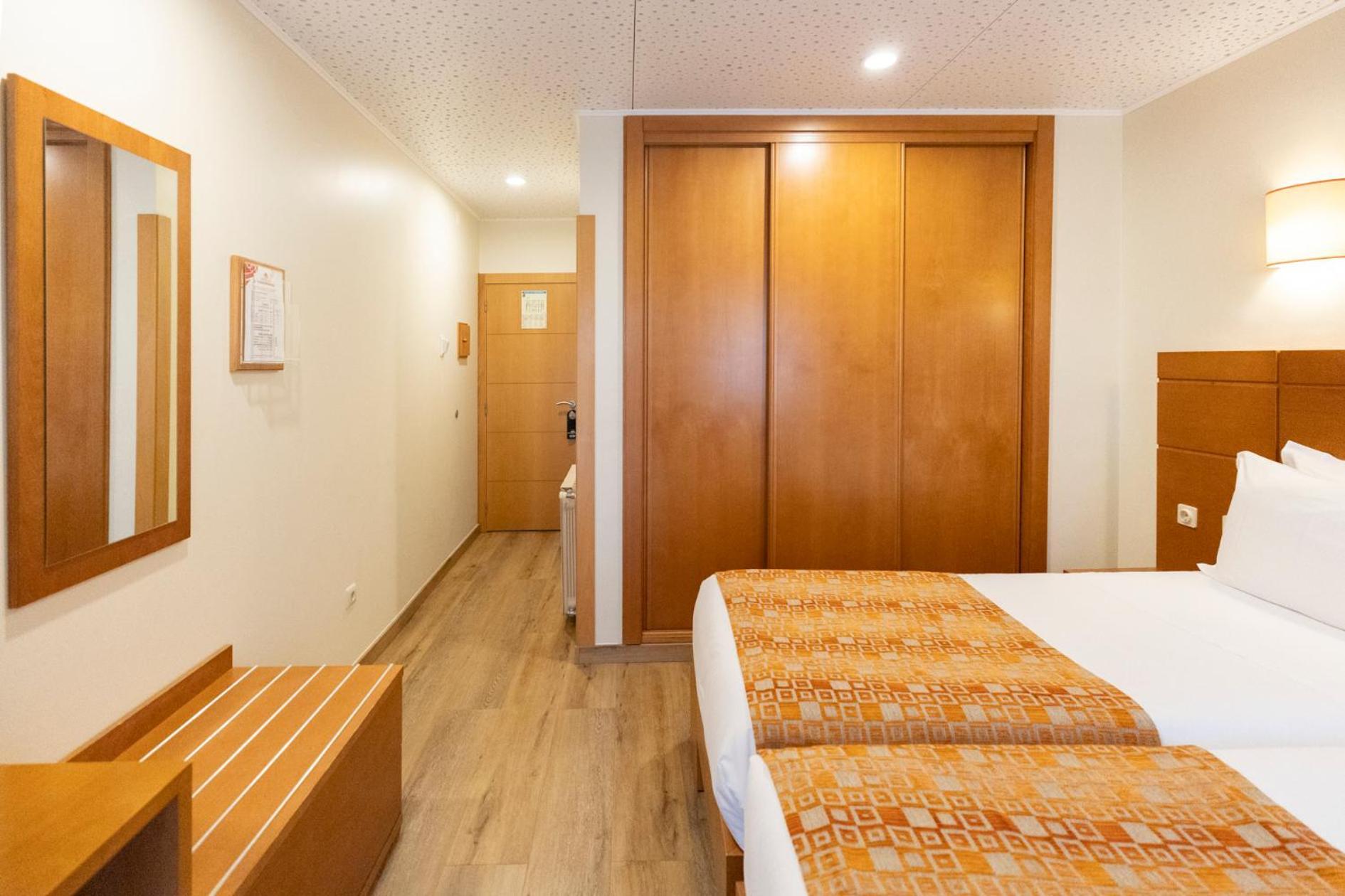 Hotel Berne Manteigas Zewnętrze zdjęcie