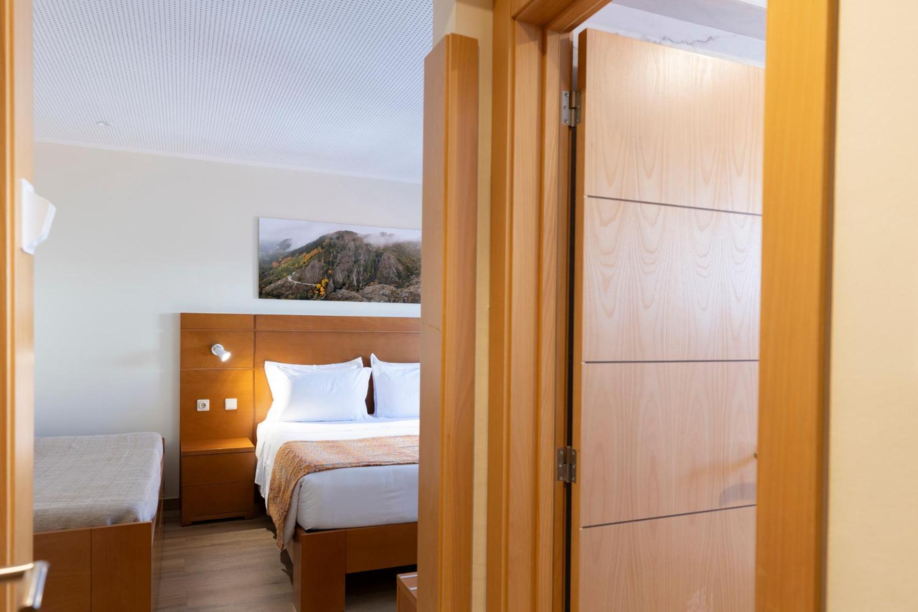 Hotel Berne Manteigas Zewnętrze zdjęcie