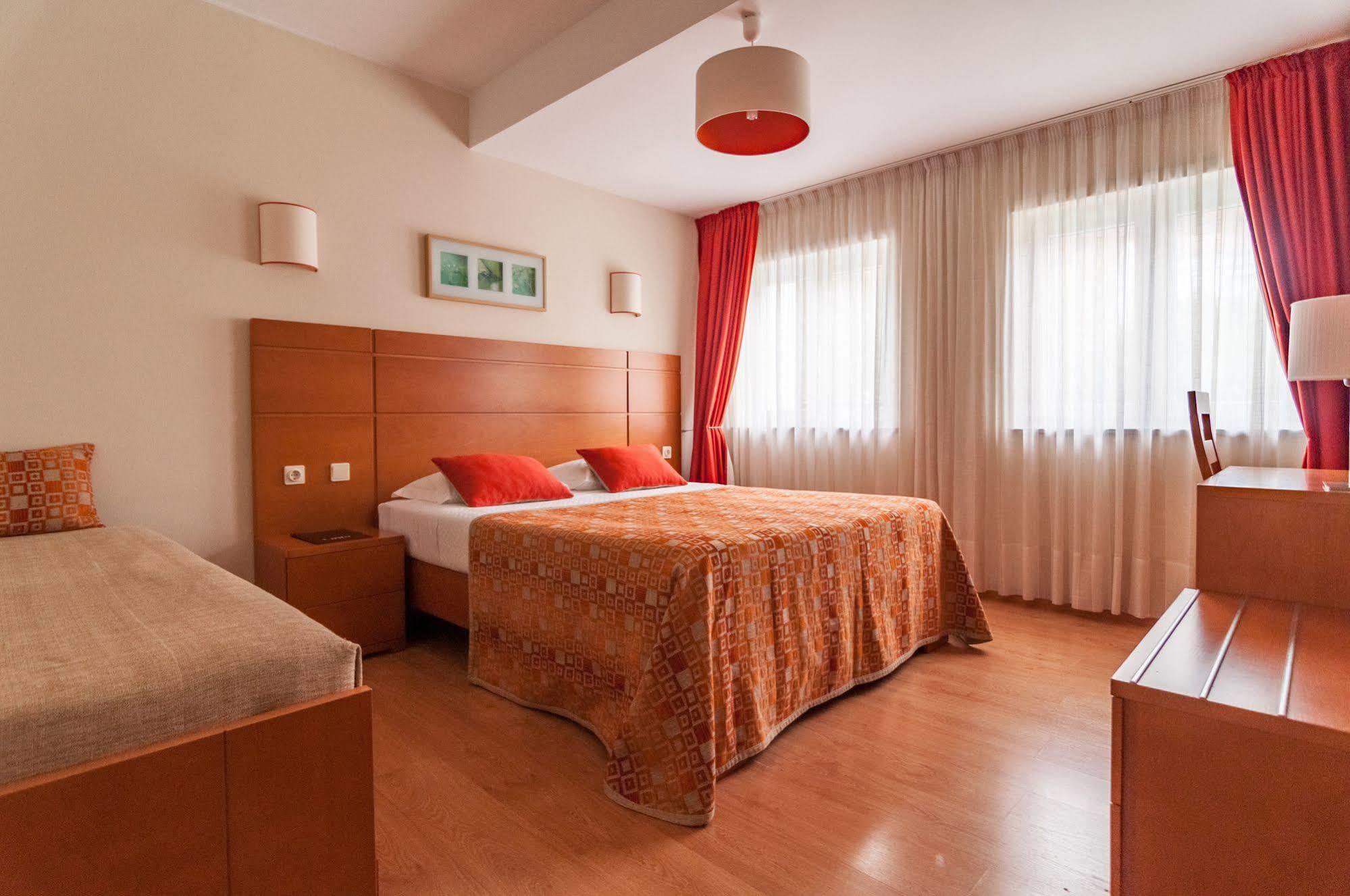 Hotel Berne Manteigas Zewnętrze zdjęcie