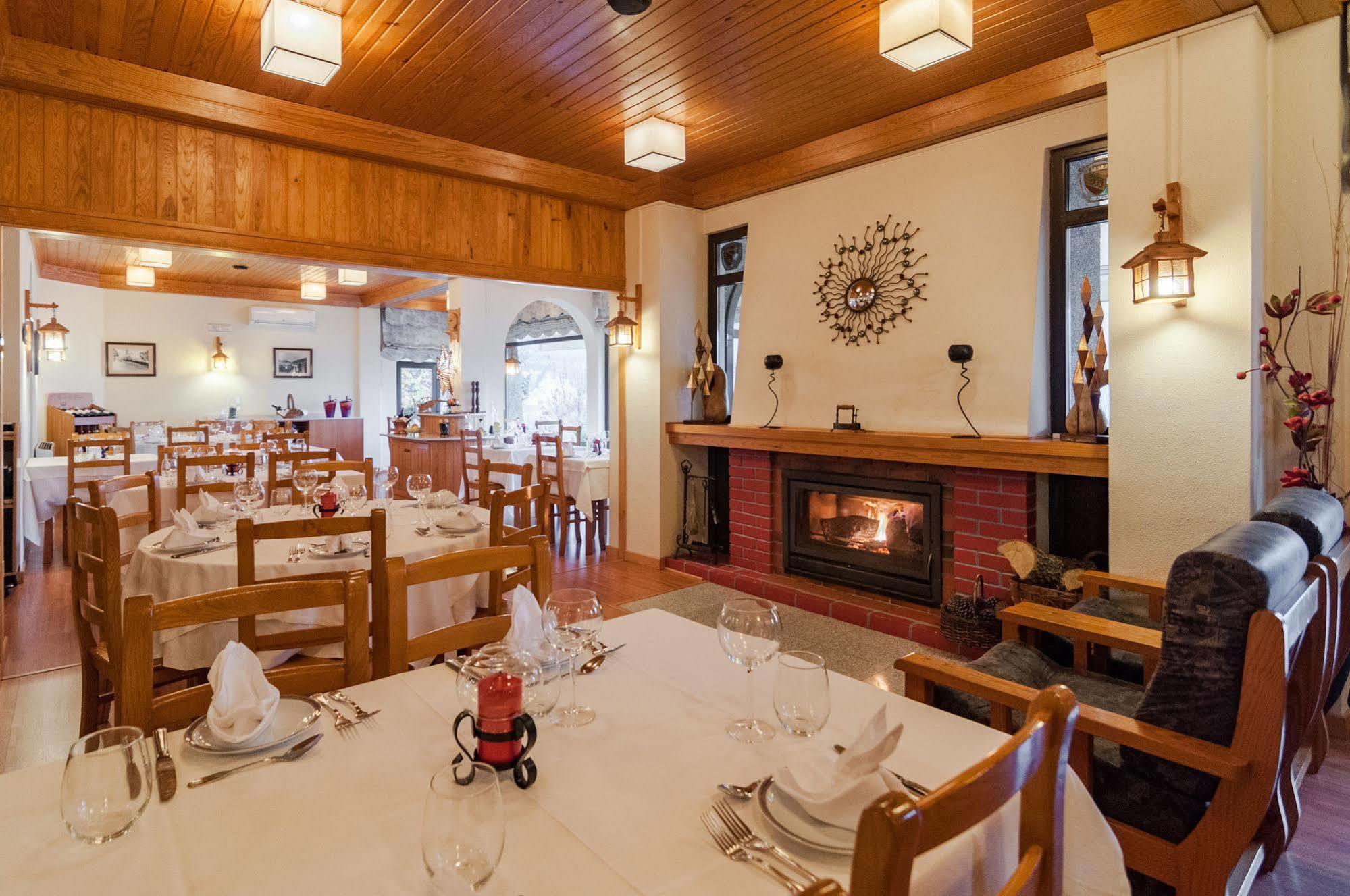 Hotel Berne Manteigas Zewnętrze zdjęcie